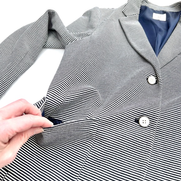GAP The Academy Blazer Navy Blue and White Striped Size 12 - Picture 5 of 10